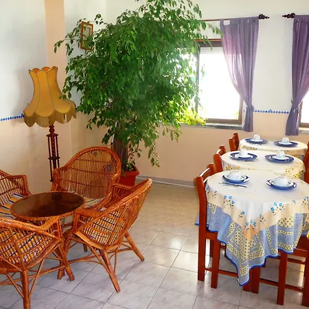 Guest house Marazul 2*